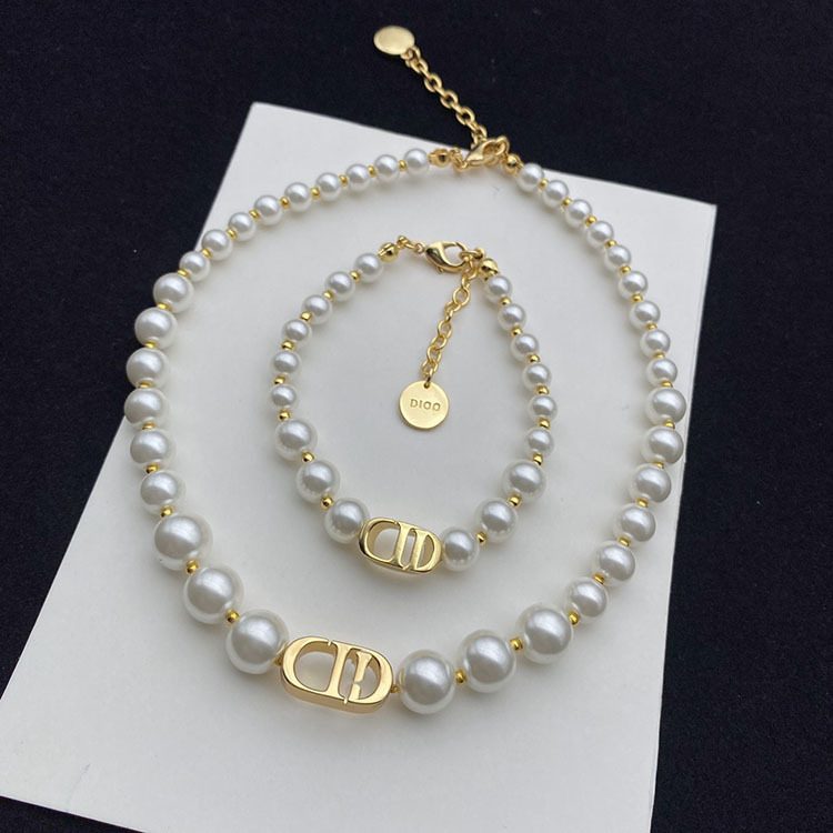 Tiktok /d Home Pearl Necklace Cd Letter Bracelet Fashion Clavicle Chain Kwai Shake the Same Paragrapht9ur, Black
Tiktok /d Home Pearl Necklace Cd Letter Bracelet Fashion Clavicle Chain Kwai Shake the Same Paragrapht9ur, Black