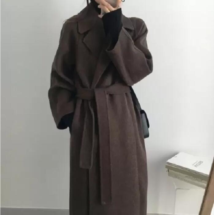 Winter Beige Elegant Wool Blend Women Korean Fashion Long Coats Vintage Minimalist Woolen Overcoat Oversize Outwear, Brown
Winter Beige Elegant Wool Blend Women Korean Fashion Long Coats Vintage Minimalist Woolen Overcoat Oversize Outwear, Brown