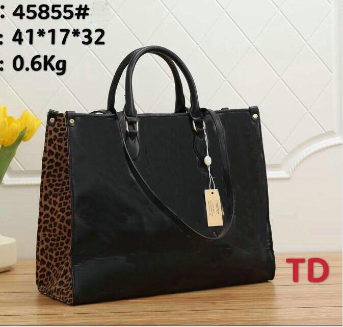 Designer Onthego Crossbody Bag Vintage Handbag Plain Letter Cowhide Double Handle Delicate Tote Bags Women Handbags Totes 45855#41x17cm, Black
Designer Onthego Crossbody Bag Vintage Handbag Plain Letter Cowhide Double Handle Delicate Tote Bags Women Handbags Totes 45855#41x17cm, Black
