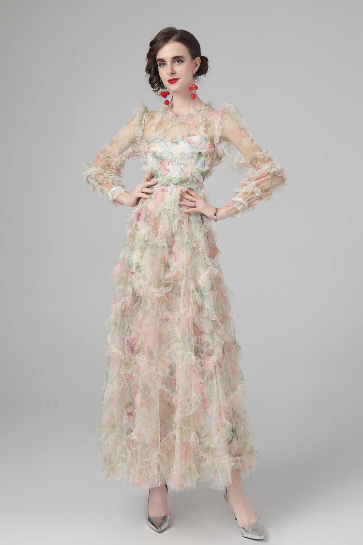 Women's Runway Dresses O Neck Long Sleeves Ruffles Elegant Fashion Tiered Party Prom Gown