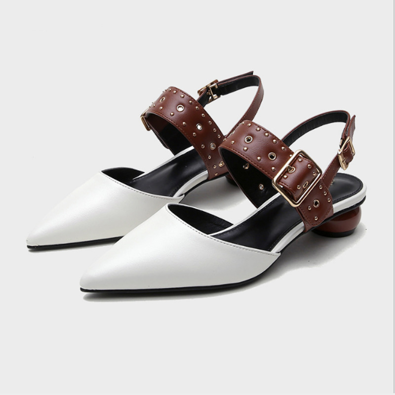 2021 New Slingback Sandals Strap Belt Shoes Punk Rivets Sandalias Femme Square High Heels Women Sandales Beach Shoe A0cz, Black
2021 New Slingback Sandals Strap Belt Shoes Punk Rivets Sandalias Femme Square High Heels Women Sandales Beach Shoe A0cz, Black