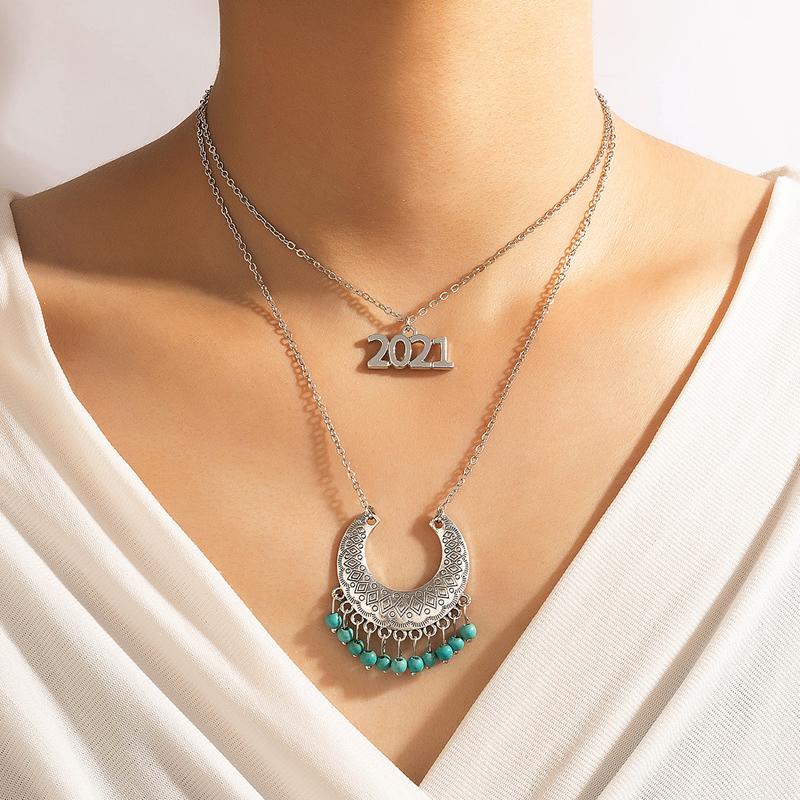 Pendant Necklaces HuaTang 2021 Bohemian Moon Tassel Necklace For Women Vintage Silver Color Metal Clavicle Chain Ethnic Jewelry Party 17966
Pendant Necklaces HuaTang 2021 Bohemian Moon Tassel Necklace For Women Vintage Silver Color Metal Clavicle Chain Ethnic Jewelry Party 17966