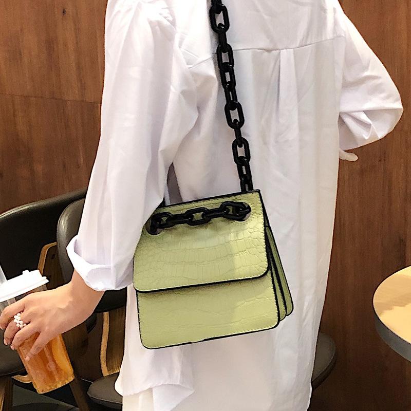 2021 new women's crossbody bag Korean fashion casual wild simple simple thick chain small square bag ladies shoulder, Black
2021 new women's crossbody bag Korean fashion casual wild simple simple thick chain small square bag ladies shoulder, Black