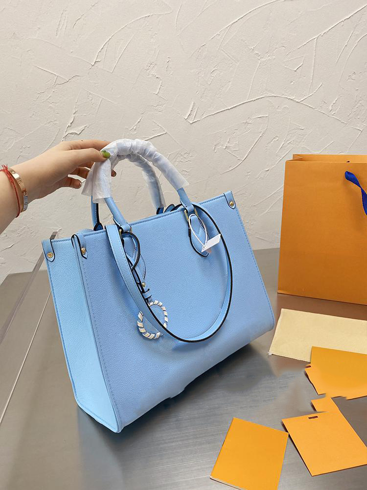 Latest 35cm Women Designers Handbags ONTHEGO Crossbody Bags 2021 Summer Gradient Color Large-capacity Mommy Shopping Bag Fashion Tote Shoulder Purse Embossing
Latest 35cm Women Designers Handbags ONTHEGO Crossbody Bags 2021 Summer Gradient Color Large-capacity Mommy Shopping Bag Fashion Tote Shoulder Purse Embossing
