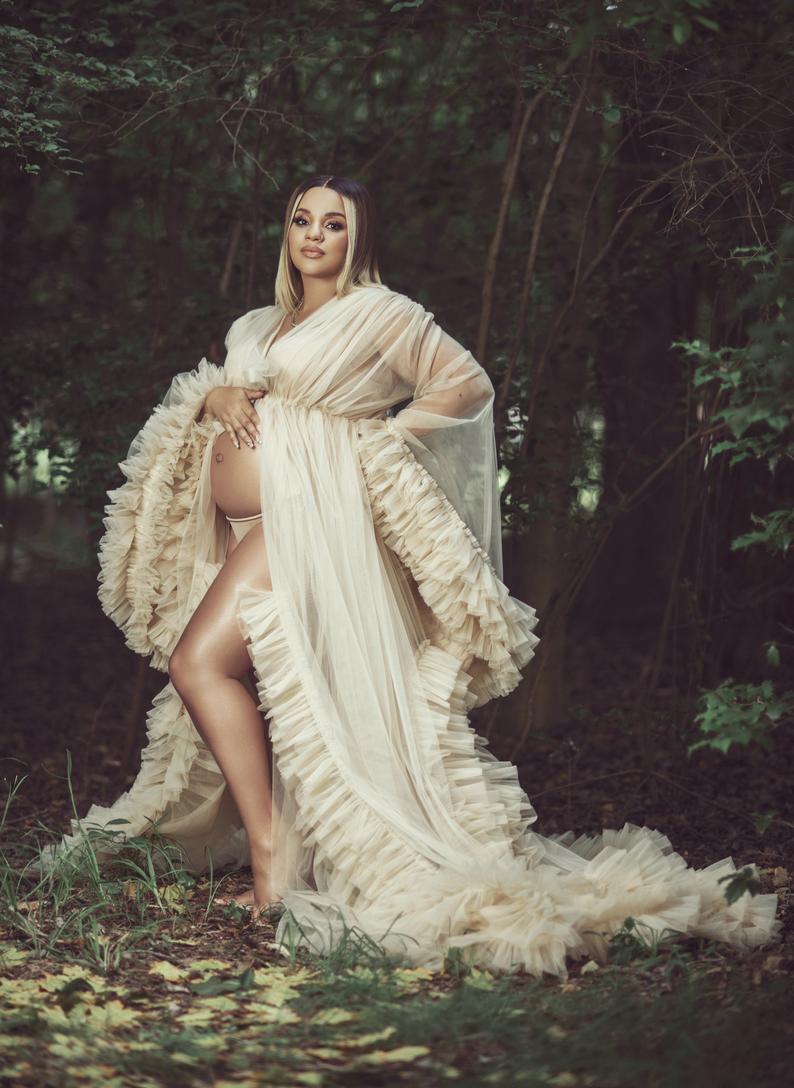 Chic Illusion Ruffles Maternity Night Robe Bridal Long Sleeves Sleepwear Plus Size Party Nightgowns Robes Custom Made