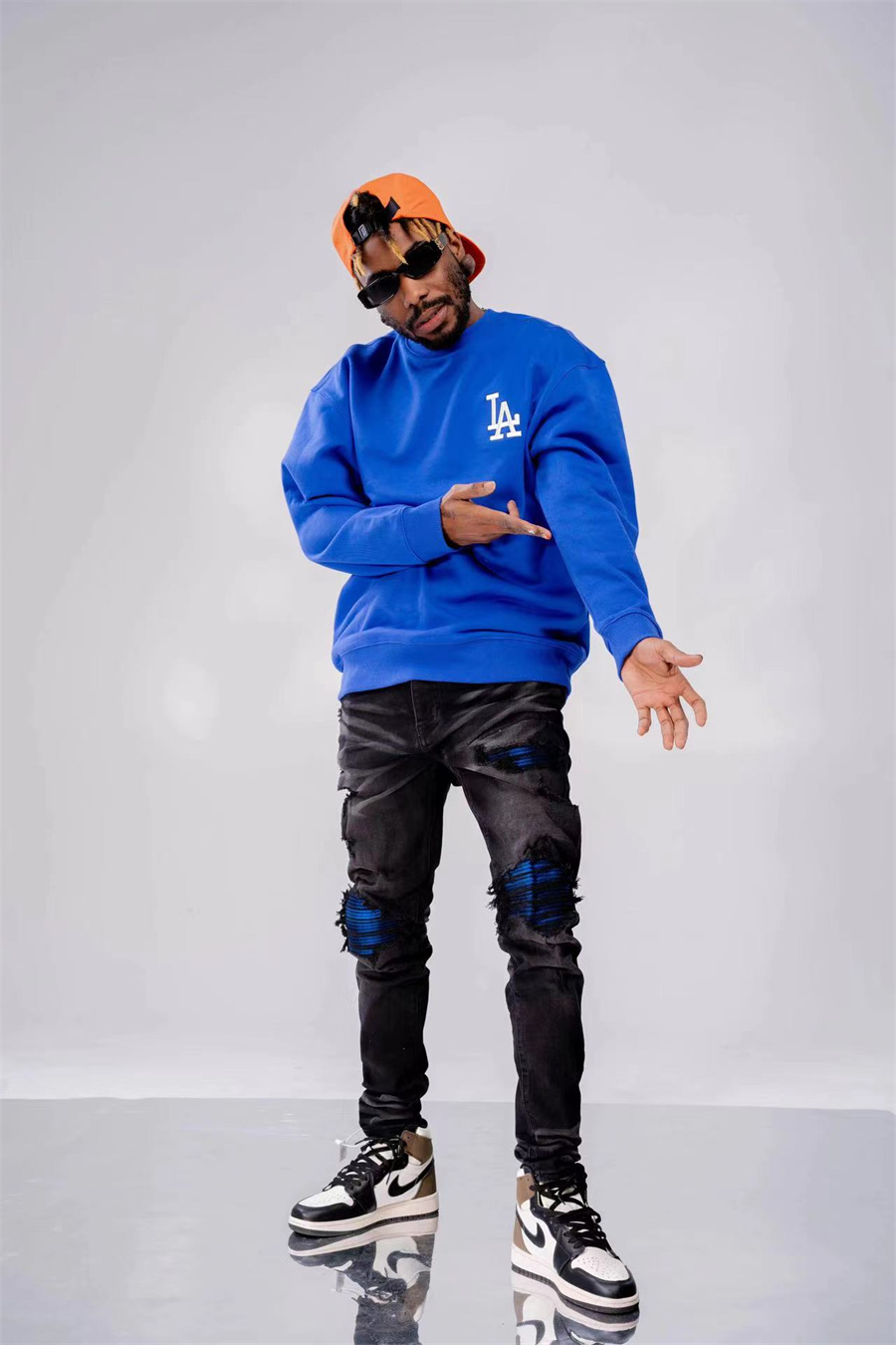 Top Quality Fashion Men Blue Patchwork Ripperd Jeans Hole Denim High Street Slim-cut Trousers Casual Elastic Straight Pencil Pants, As picture show
Top Quality Fashion Men Blue Patchwork Ripperd Jeans Hole Denim High Street Slim-cut Trousers Casual Elastic Straight Pencil Pants, As picture show