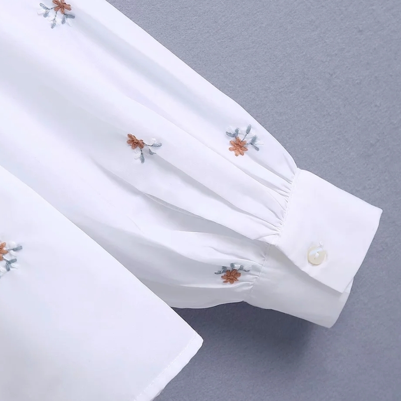 Spring Women Flower Embroidery Peter Pan Collar Shirt Female Long Sleeve Blouse Casual Lady Loose Tops Blusas S8666 210225