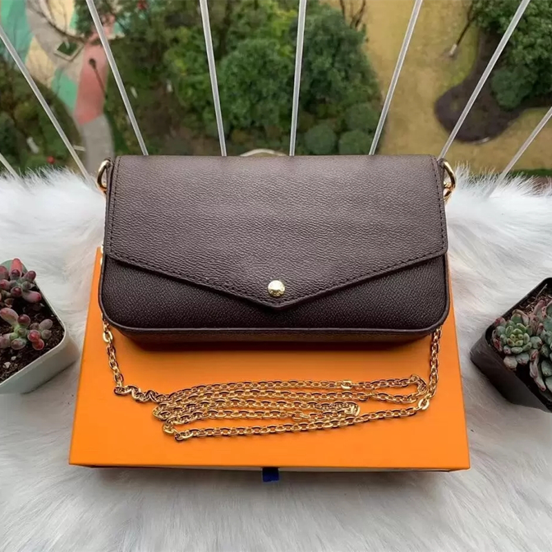 Designer Wallets purse 3-piece set luxurys Handbags chain shoulder designers crossbody bag women handbag new style with original box wholesale, Brown flower size 21 11 3cm
Designer Wallets purse 3-piece set luxurys Handbags chain shoulder designers crossbody bag women handbag new style with original box wholesale, Brown flower size 21 11 3cm