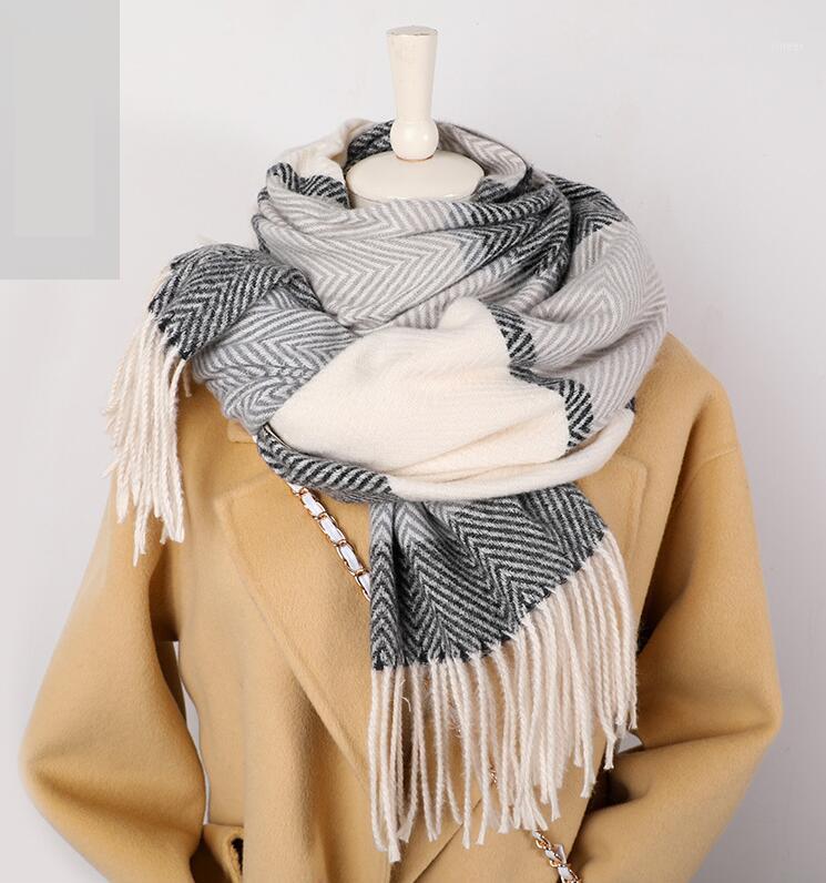 Scarves 2021 Winter Scarf For Women Shawls Wrap Fashion Plaid Warm Thick Cashmere Lady Female Bandana Quality Tassel, Blue;gray
Scarves 2021 Winter Scarf For Women Shawls Wrap Fashion Plaid Warm Thick Cashmere Lady Female Bandana Quality Tassel, Blue;gray