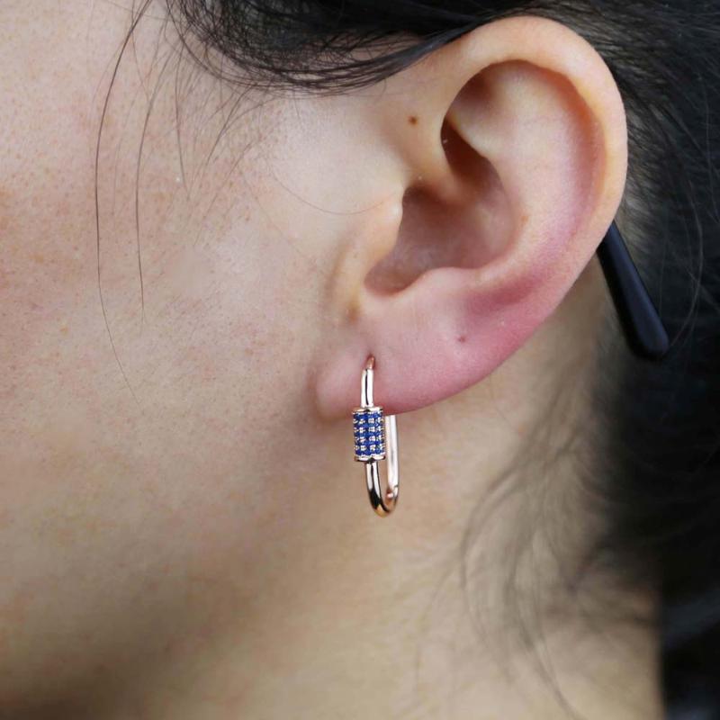 2021 High Quality Iced Out Colorful Bling White Green Red Blue Geometric CZ Rectangle Paper Clip Hoop Huggie Earring For Women