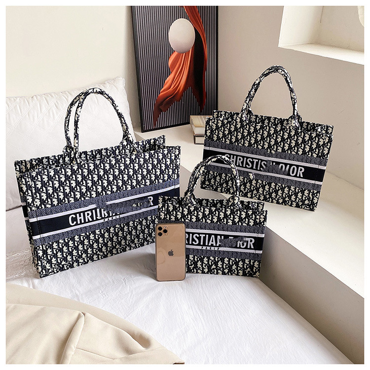 Di Di's summer tote large, medium and small beach capacity portable shopping bag, Large size
Di Di's summer tote large, medium and small beach capacity portable shopping bag, Large size