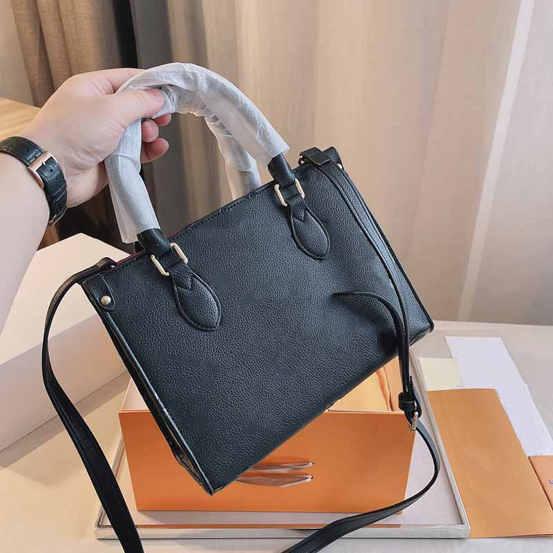 Handbag Women Luxurys Designers Bags 2021 Crossbody Bag Small Tote Embossed Grain Cowhide Fashion Letter Microfiber Lining Zip Inside Pocket, No bags;make up the difference
Handbag Women Luxurys Designers Bags 2021 Crossbody Bag Small Tote Embossed Grain Cowhide Fashion Letter Microfiber Lining Zip Inside Pocket, No bags;make up the difference