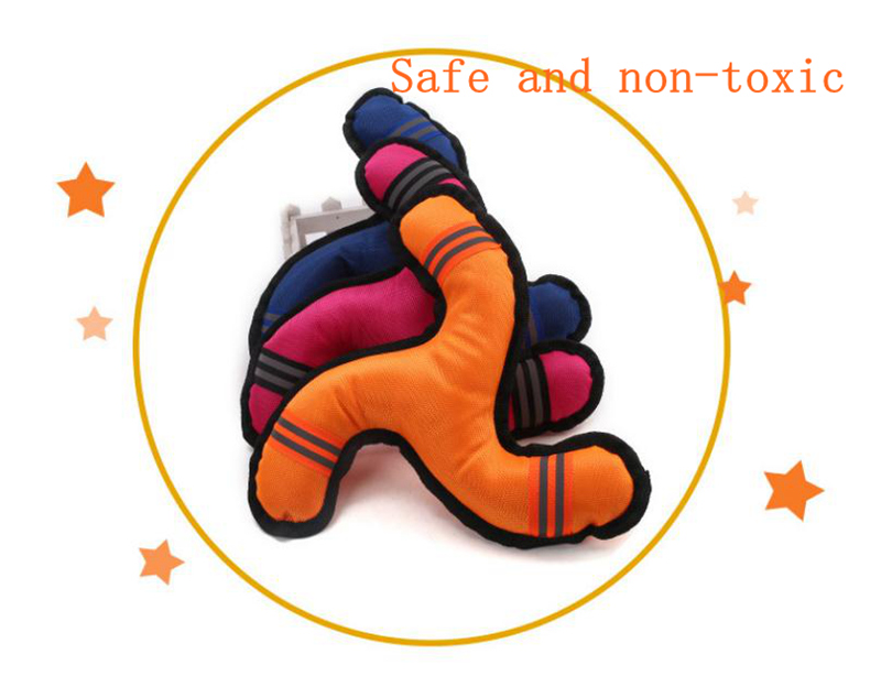 Pet Dog Squeaky Stuffed Toy, Triangle Dart Teeth Cleaning Toys Oxford Cloth Washable for Boredom Medium Small Puppy Plush Toy