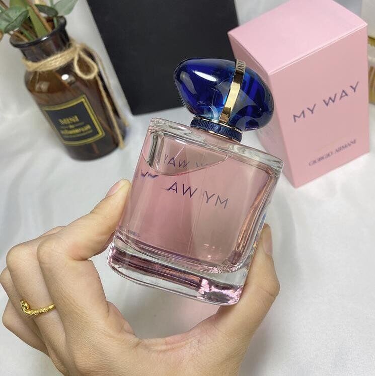 HOT SALE New Style hot sale MY WAY PERFUME 90ML for ladies lasting fragrance free shipping TOP-quality.
HOT SALE New Style hot sale MY WAY PERFUME 90ML for ladies lasting fragrance free shipping TOP-quality.