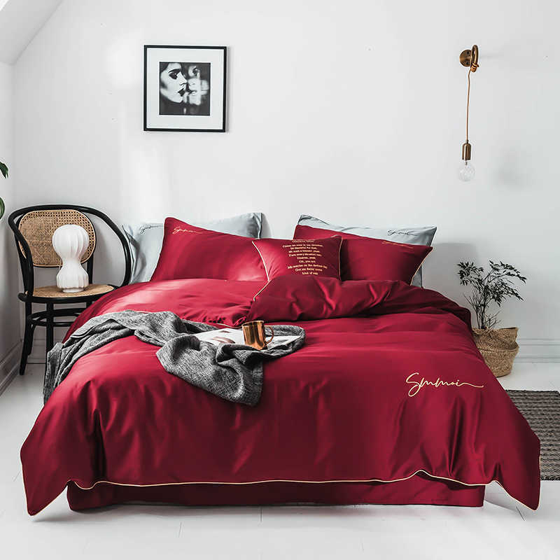 Simple 60 thread count long staple cotton Satin Embroidery four piece set of all cotton letter pure cotton bedding, White
Simple 60 thread count long staple cotton Satin Embroidery four piece set of all cotton letter pure cotton bedding, White