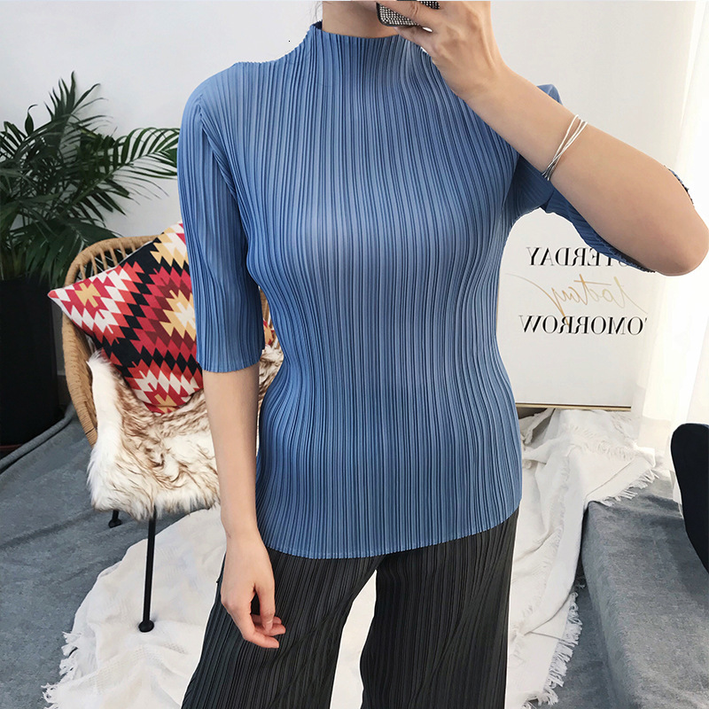 2021 New Pleated Shirt Women's T-shirt Spring Korean Turtleneck Three-quarter Sleeve Bottoming Aesthetic Clothes Outfits 42a2, Gray
2021 New Pleated Shirt Women's T-shirt Spring Korean Turtleneck Three-quarter Sleeve Bottoming Aesthetic Clothes Outfits 42a2, Gray
