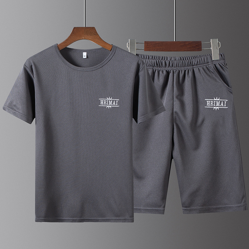 2021 Tracksuit Two Pieces Set New Short-sleeved Tshirt+shorts Crown Suit Men Summer South Korean Casual Shirts Sportswears 6e0a, Black
2021 Tracksuit Two Pieces Set New Short-sleeved Tshirt+shorts Crown Suit Men Summer South Korean Casual Shirts Sportswears 6e0a, Black