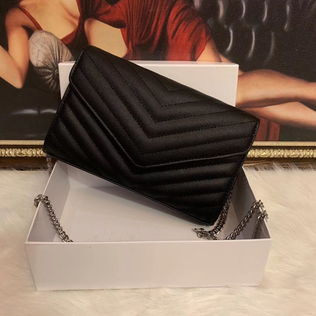 Hot Fashion Luxury Designer handbags Purse V Flap bag chain Shoulder bag Caviar High Quality Genuine Leather Quilted Tote bag clutch handbag
Hot Fashion Luxury Designer handbags Purse V Flap bag chain Shoulder bag Caviar High Quality Genuine Leather Quilted Tote bag clutch handbag