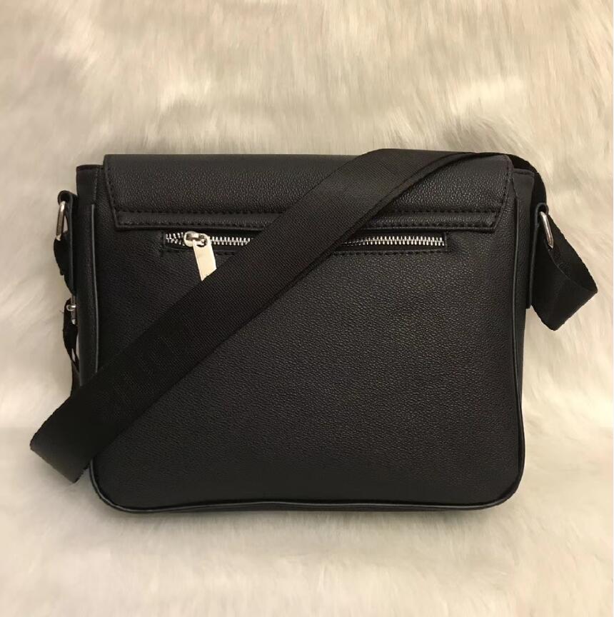 2021 DISTRICT Classic Tote Handbag Men Crossbody Bags Damier Ebene Messenger Shoulder Bag Hobo Crossbody Belt Bags purse with dust bags
2021 DISTRICT Classic Tote Handbag Men Crossbody Bags Damier Ebene Messenger Shoulder Bag Hobo Crossbody Belt Bags purse with dust bags