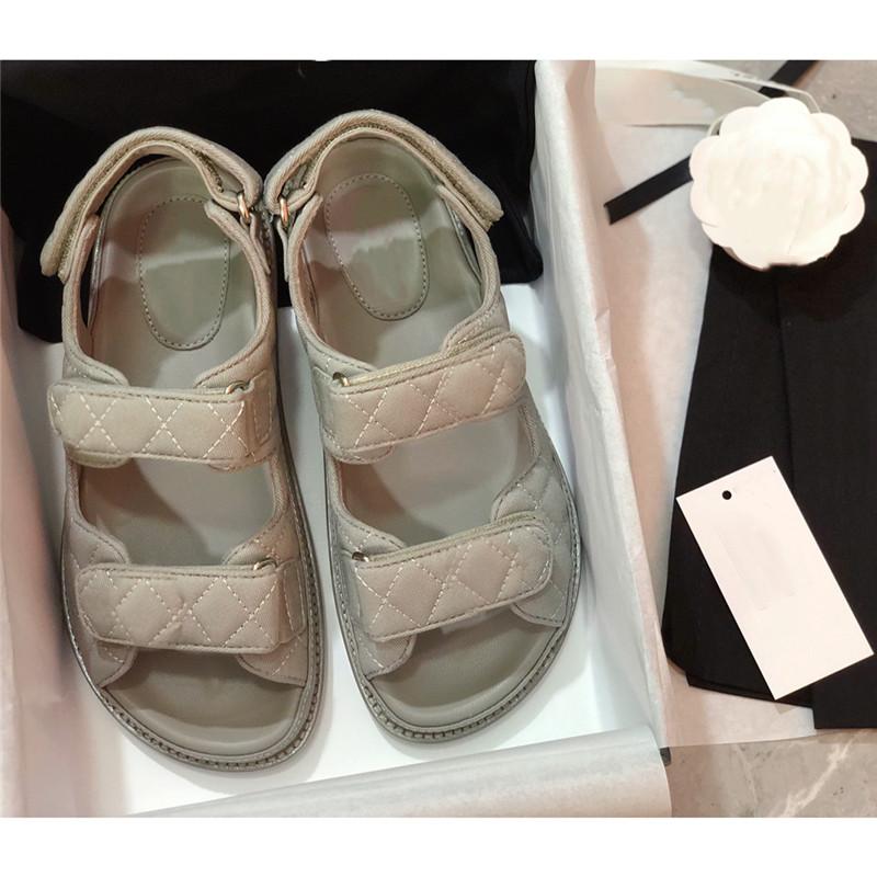 Classic Fashion Trend Color Show Sport Sandal Luxury Brand Designer Denim Fabric Versatile Leisure Comfort Net Red Star Flat Sandals Size 34, Grey 
Classic Fashion Trend Color Show Sport Sandal Luxury Brand Designer Denim Fabric Versatile Leisure Comfort Net Red Star Flat Sandals Size 34, Grey