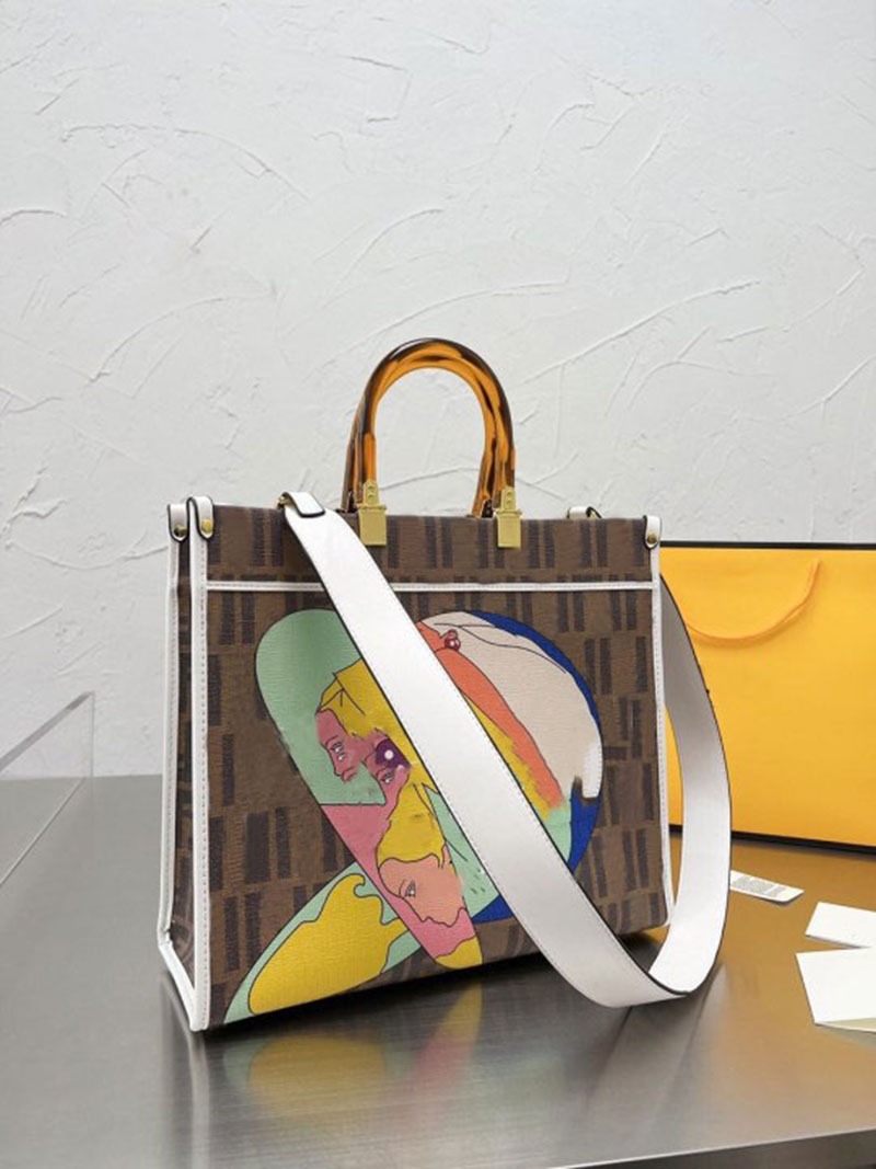 New Designer Women Straw Baguette Shoulder Bag Italy Roma Brand Vintage Fashion Knitting Handbags Canvas Print Lining Crossbody Handbag Luxurys fende Tote
New Designer Women Straw Baguette Shoulder Bag Italy Roma Brand Vintage Fashion Knitting Handbags Canvas Print Lining Crossbody Handbag Luxurys fende Tote