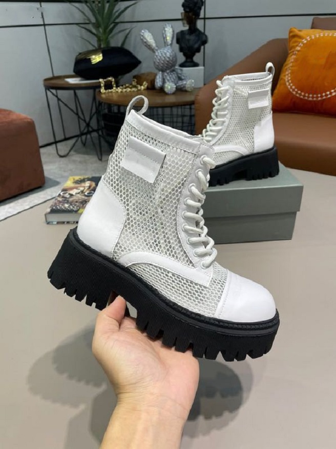 Summer leather women's short boots casual boot spring and autumn hollow mesh sandals thick-soled mid-heel waterproof platform single booties size 35-40, Box
Summer leather women's short boots casual boot spring and autumn hollow mesh sandals thick-soled mid-heel waterproof platform single booties size 35-40, Box