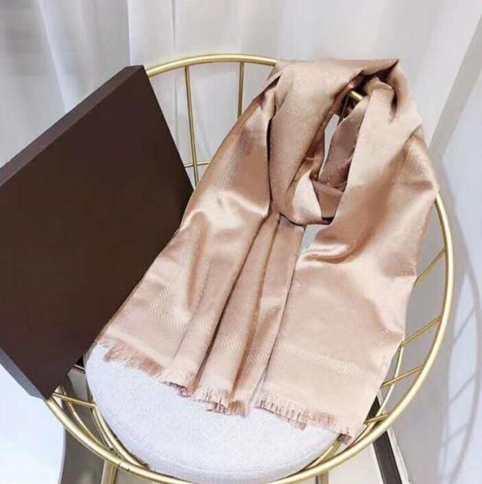 2019 G Silk Scarf Fashion Man Women 4 Season Shawl Scarf Letter Scarves Size 180x70cm 6 Color High Quality
2019 G Silk Scarf Fashion Man Women 4 Season Shawl Scarf Letter Scarves Size 180x70cm 6 Color High Quality