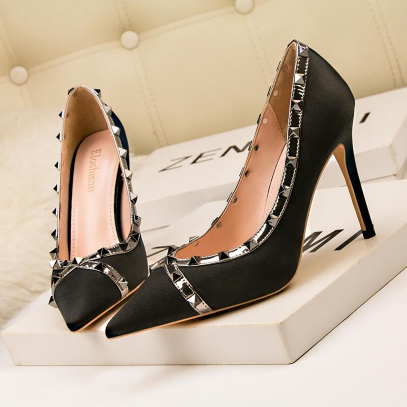 Fashion luxury designer women shoes red bottom high heels 10cm Nude black Leather Pointed Toes Pumps, Bronze
Fashion luxury designer women shoes red bottom high heels 10cm Nude black Leather Pointed Toes Pumps, Bronze