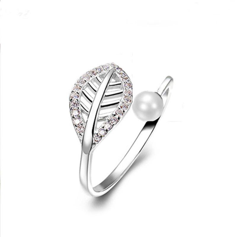 Wedding Rings Queen Engagement Ring Clear Cubic Zirconia Silver Color Band Size 6 7 8 9 HERR0029
Wedding Rings Queen Engagement Ring Clear Cubic Zirconia Silver Color Band Size 6 7 8 9 HERR0029
