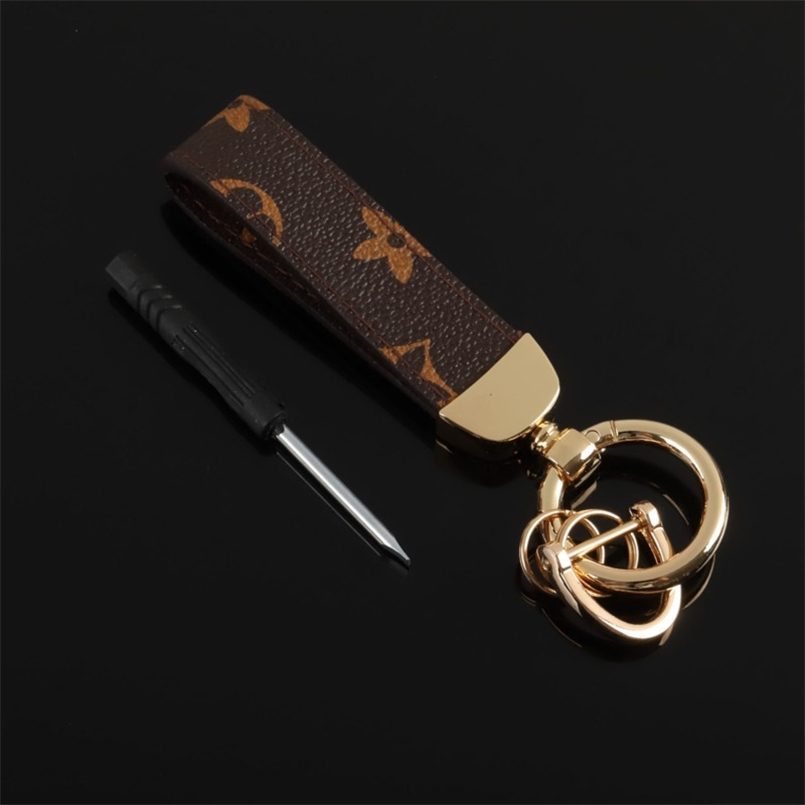 Trendy Old Flower Leather Key Ring For Men And Women High Grade Pu Car Bag Pendant Fashion Printed Keychain Accessories Supplies G663WF8, Silver
Trendy Old Flower Leather Key Ring For Men And Women High Grade Pu Car Bag Pendant Fashion Printed Keychain Accessories Supplies G663WF8, Silver