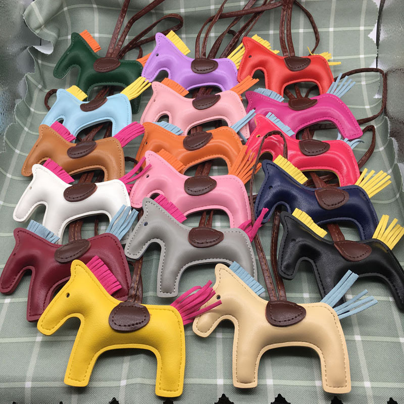 Key Rings Jewelry Classic Rainbow horse Car keychain Leather Bag pendant Fashion Accessories All-match Colorful Unique Discount Stylish, Slivery;golden
Key Rings Jewelry Classic Rainbow horse Car keychain Leather Bag pendant Fashion Accessories All-match Colorful Unique Discount Stylish, Slivery;golden