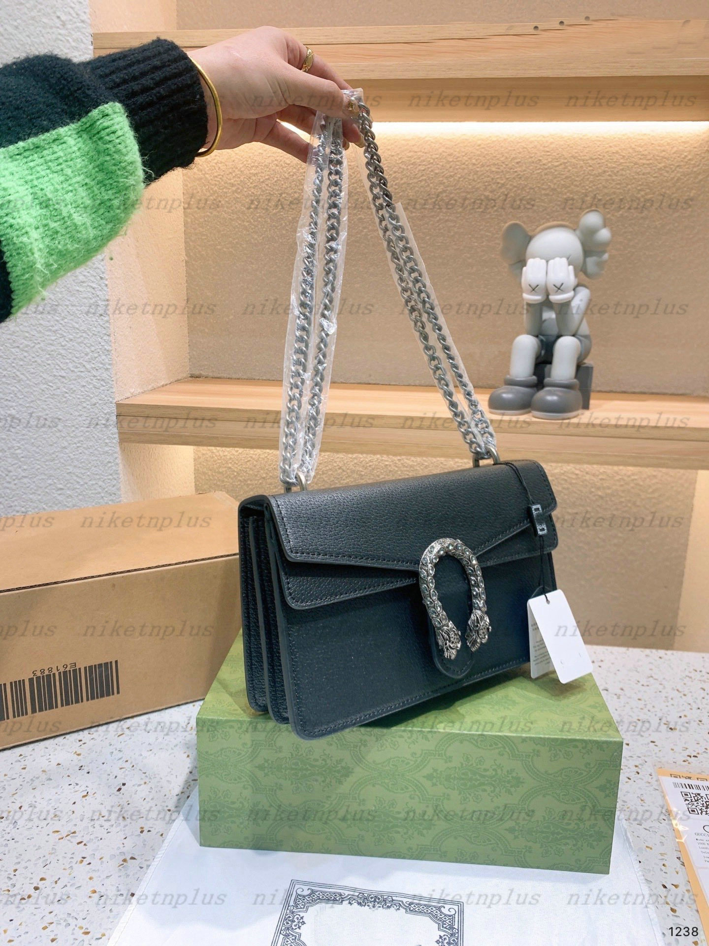 Dionysuss Ophidia Diamonds Leather Snake Mini Luxurys Chain Bag Womens 20 25 Designer Cross body Vintage Handbag Tiger Head Small Purse Wallet on Chains 476432, Dont sell it alone
Dionysuss Ophidia Diamonds Leather Snake Mini Luxurys Chain Bag Womens 20 25 Designer Cross body Vintage Handbag Tiger Head Small Purse Wallet on Chains 476432, Dont sell it alone