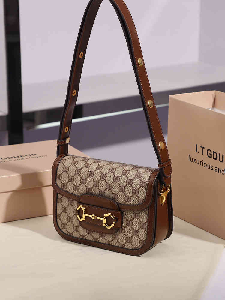 2022 Factory Wholesale handbag guest withdrawal cabinet outlets wallet official website saddle, Brown large size
2022 Factory Wholesale handbag guest withdrawal cabinet outlets wallet official website saddle, Brown large size