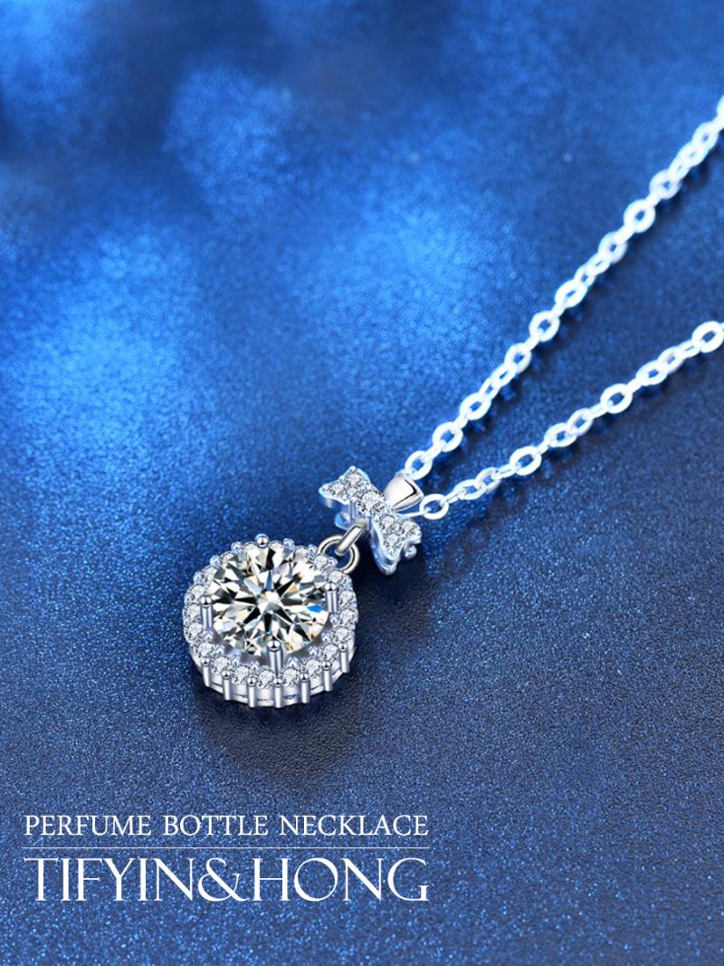 Chains 2021 Fashion Small Lucky Pendant Heart-shaped Solid Color Romantic Mosan Diamond Necklace Postage Free Sterling Silver 925
Chains 2021 Fashion Small Lucky Pendant Heart-shaped Solid Color Romantic Mosan Diamond Necklace Postage Free Sterling Silver 925