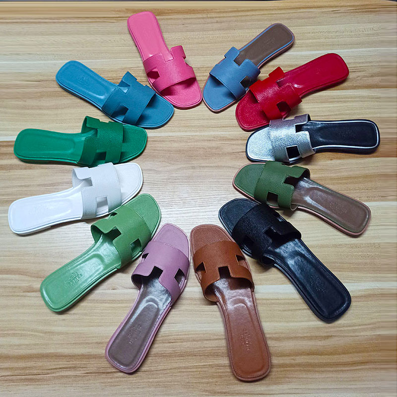 Men and women home indoor soft bathroom summer slippers designer rubber slippers high-quality sandals flat white fashion female beach flip f, Black
Men and women home indoor soft bathroom summer slippers designer rubber slippers high-quality sandals flat white fashion female beach flip f, Black