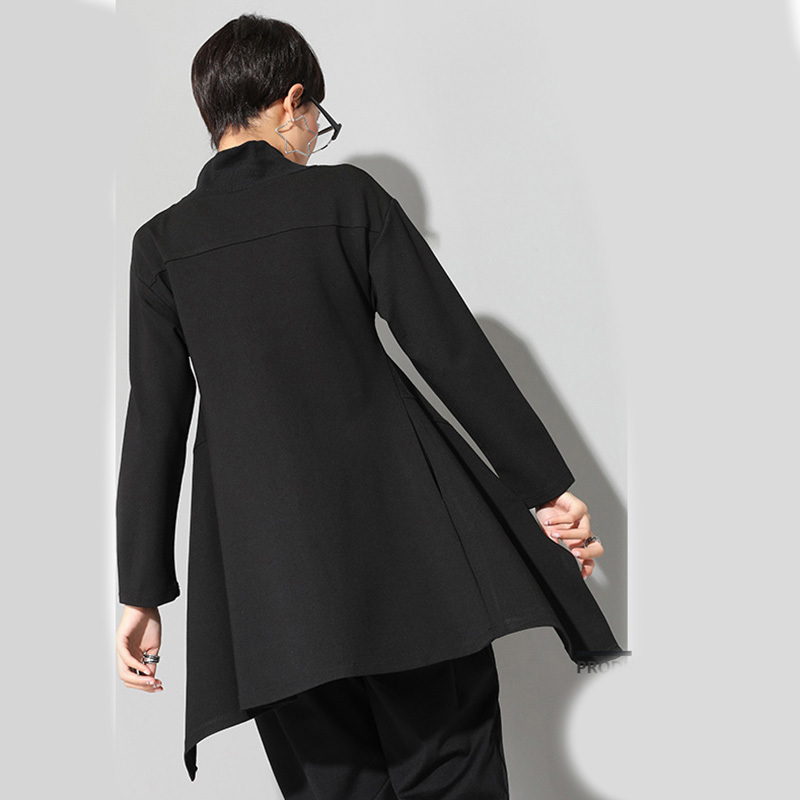 [EAM] 2021New Spring Autumn High Collar Long Sleeve Black Irregular Hem Loose T-shirt Women Fashion Tide All-match JK397 210302