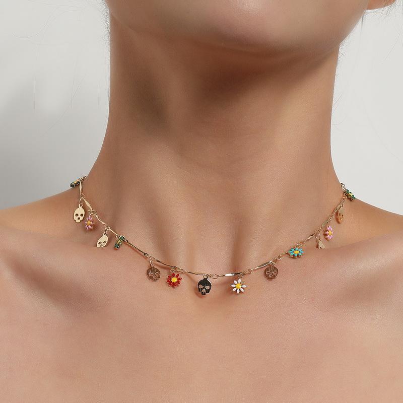Chokers Trendy Colorful Painted Beads Flower Skull Choker Necklace Women Geometric Chains Clavicle Chocker Colar Jewelry Gift
Chokers Trendy Colorful Painted Beads Flower Skull Choker Necklace Women Geometric Chains Clavicle Chocker Colar Jewelry Gift