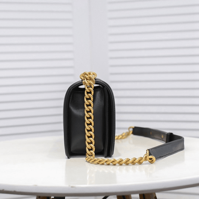 Designers evening genuine leather bags shoulder totes purses wallets womens and mens card holder handbags crossbody backpack bag-18, No box
Designers evening genuine leather bags shoulder totes purses wallets womens and mens card holder handbags crossbody backpack bag-18, No box
