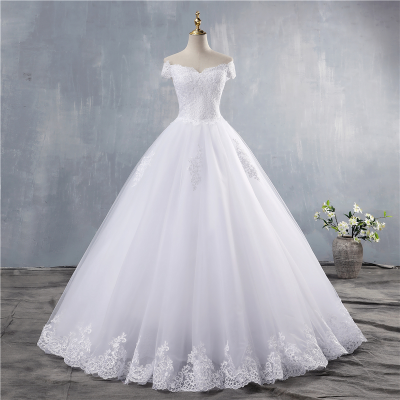 ZJ9143 2021 Ball Gown Off The Shoulder Wedding Dresses Short Sleeves Bridal Dress White Ivory Lace Appliques