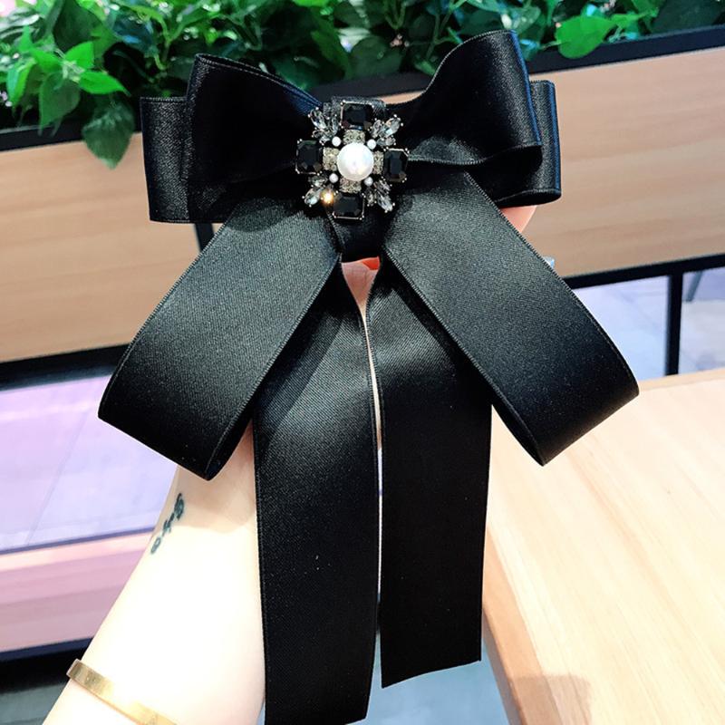 Pins, Brooches Korean High-end Black Rhinestone Bow Brooch Jewelry Luxury Exaggerated Large Neckpin Bowtie Gifts For Women Accessories
Pins, Brooches Korean High-end Black Rhinestone Bow Brooch Jewelry Luxury Exaggerated Large Neckpin Bowtie Gifts For Women Accessories