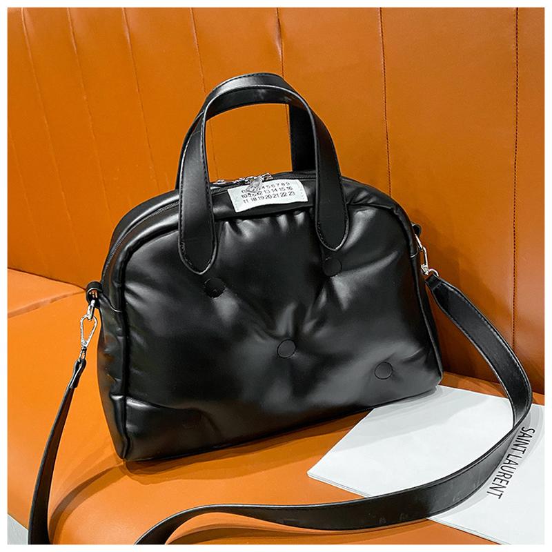 Fashion Luxury PU Leather Handbags Women Shoulder Bags for Women 2021 Designer Totes Bag Lady Simple Style Crossbody Bag Purses, Black
Fashion Luxury PU Leather Handbags Women Shoulder Bags for Women 2021 Designer Totes Bag Lady Simple Style Crossbody Bag Purses, Black