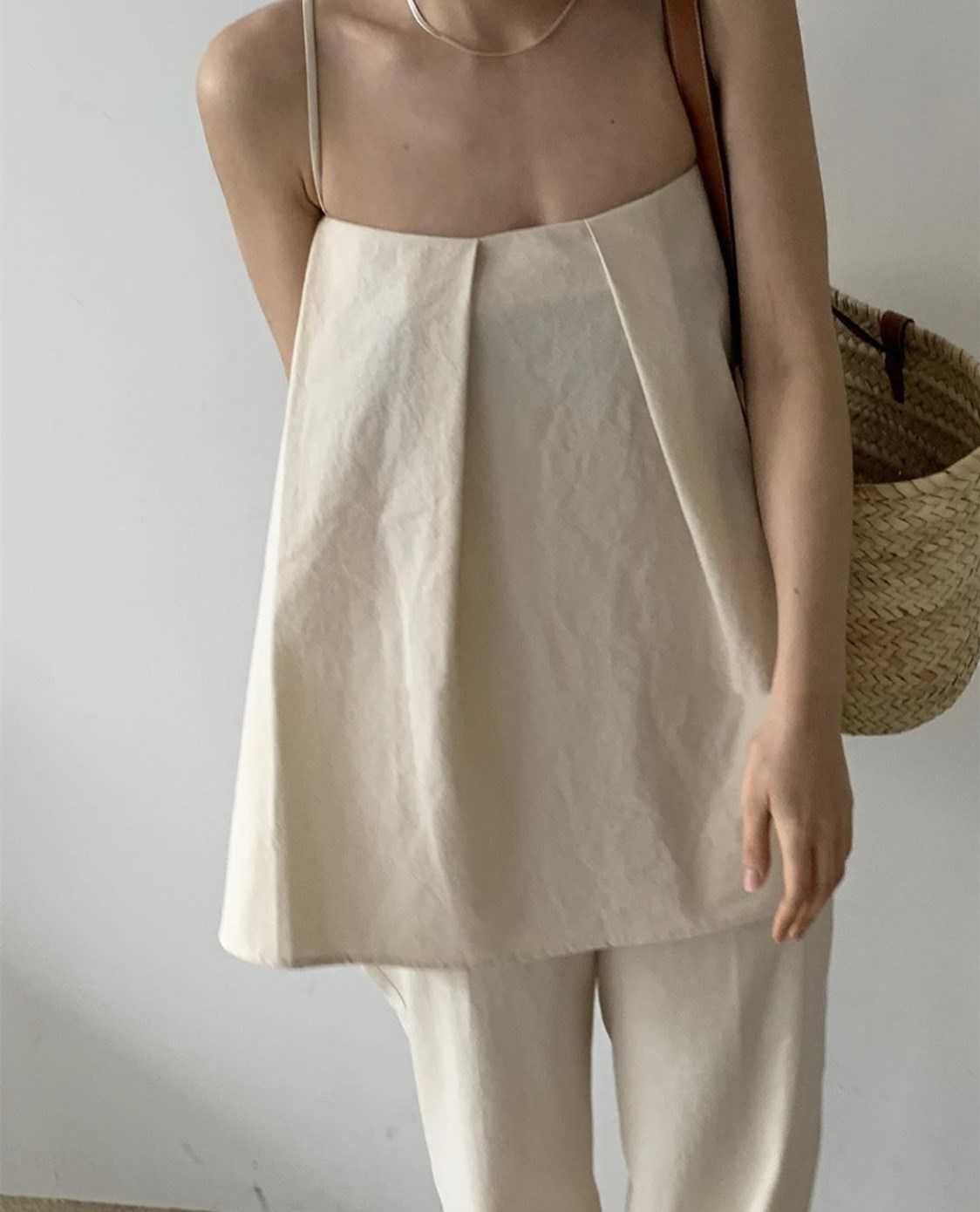 SuperAen Korean Style Women Sleeveless Camis Wild Solid Color Fashion Ladies Camis Summer Women Tops 210625