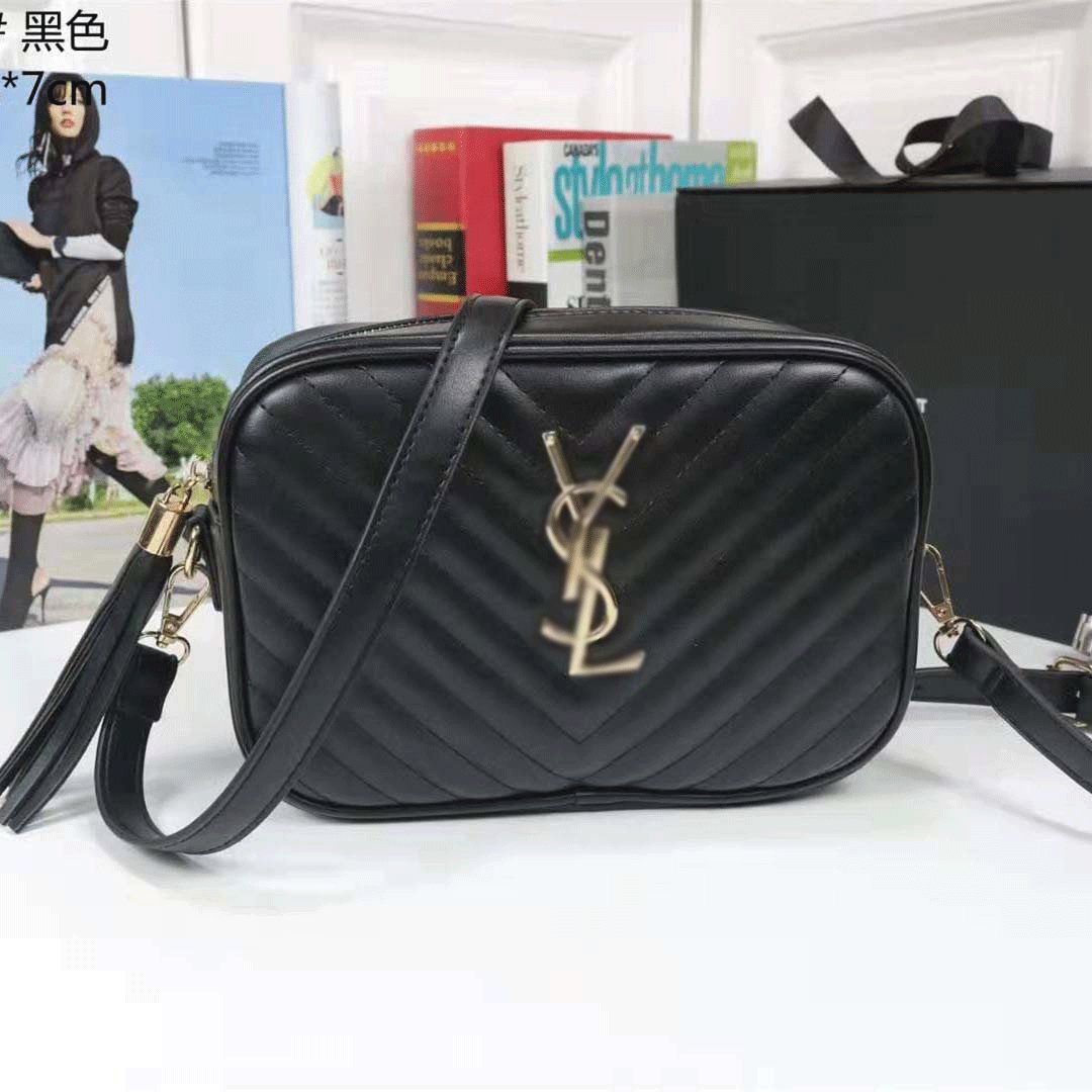 LOUIS's VUTTON's LVs YSL'S Fashionable Handbags Wallet Womens Handbag Luxury Designer Bags Soho Disco Shoulder Bag Messenger, Black
LOUIS's VUTTON's LVs YSL'S Fashionable Handbags Wallet Womens Handbag Luxury Designer Bags Soho Disco Shoulder Bag Messenger, Black