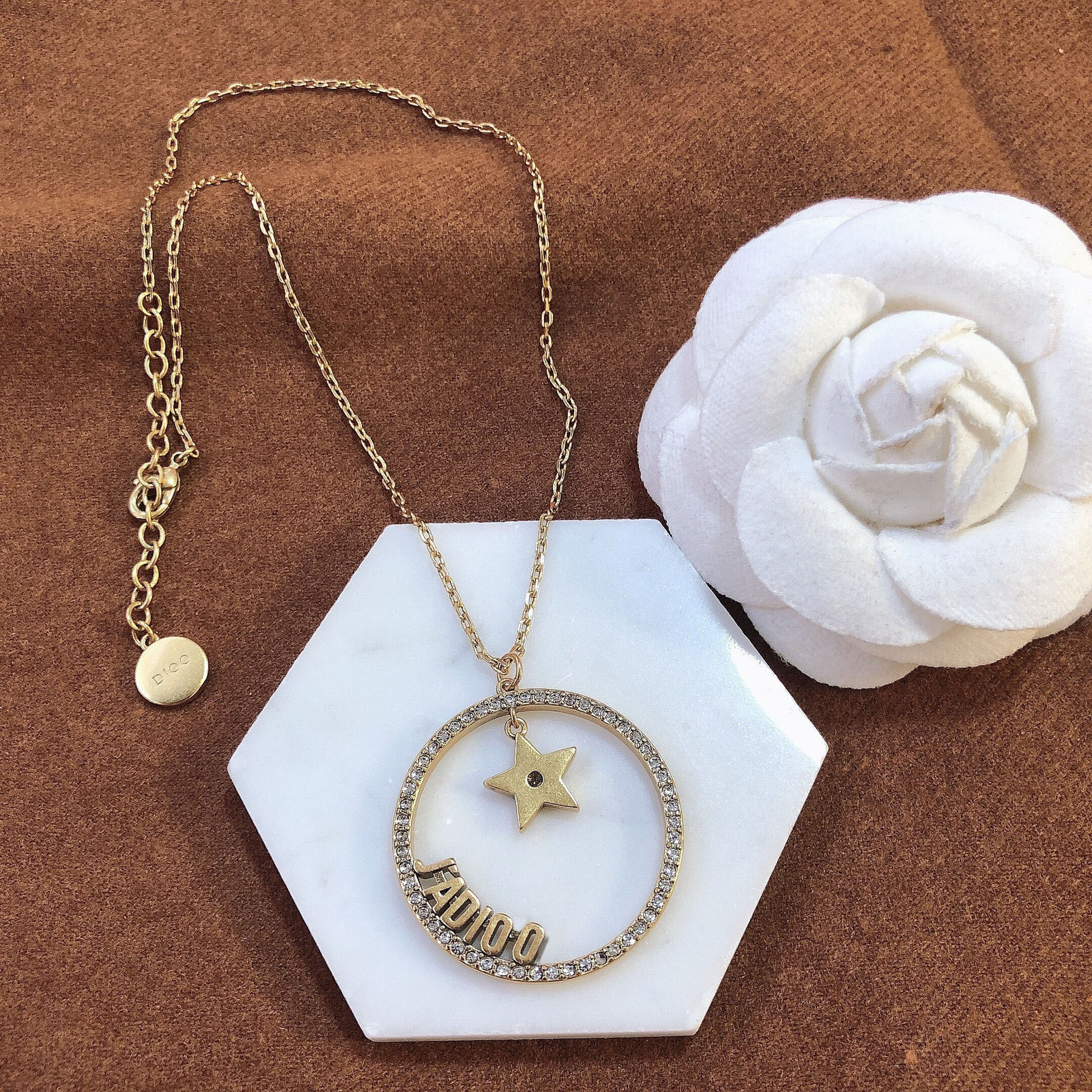 design necklace womenD home / Dijia 2020 new circle letter star with diamond necklace net red fashion
design necklace womenD home / Dijia 2020 new circle letter star with diamond necklace net red fashion