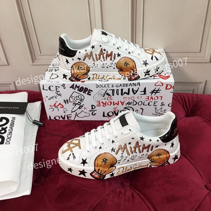 2022 Luxurys Designer boots Ace Shoes Men Womens Sneakers Bee Chaussures Leather Trainers Embroidery Stripes Sneaker Walking Sports Shoe 35-45, 09
2022 Luxurys Designer boots Ace Shoes Men Womens Sneakers Bee Chaussures Leather Trainers Embroidery Stripes Sneaker Walking Sports Shoe 35-45, 09