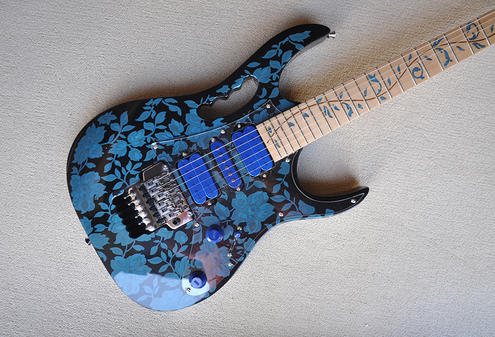 Factory Custom Black Electric Guitar with Blue Flower Fret Inlay,Chrome Hardware,Maple Fretboard,Can be Customized
Factory Custom Black Electric Guitar with Blue Flower Fret Inlay,Chrome Hardware,Maple Fretboard,Can be Customized