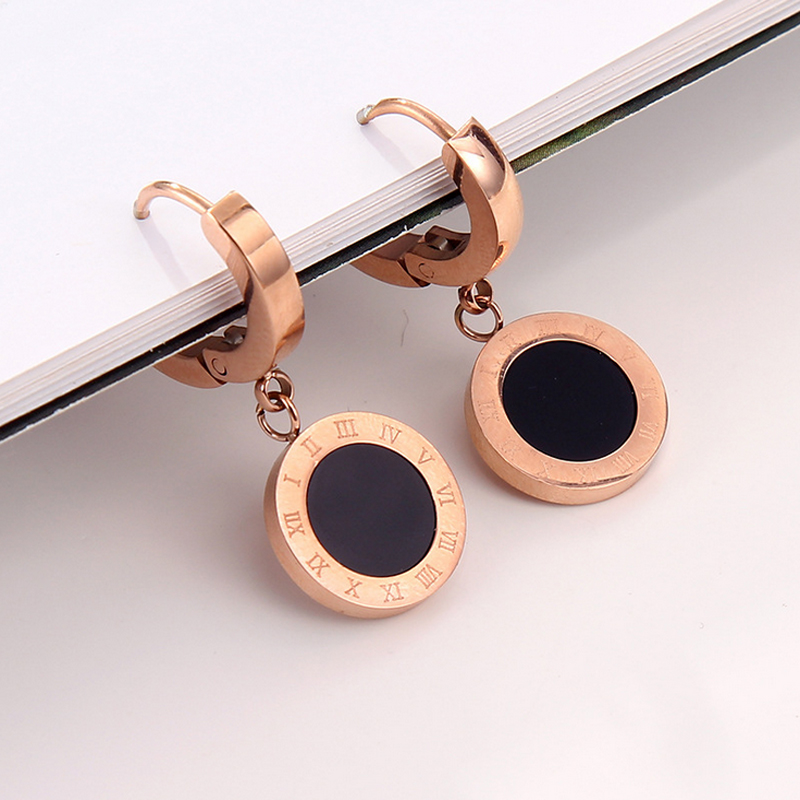 luxury designer jewelry women stud earrings roman numeral earring rose gold color stainless steel mens stud earrings
luxury designer jewelry women stud earrings roman numeral earring rose gold color stainless steel mens stud earrings