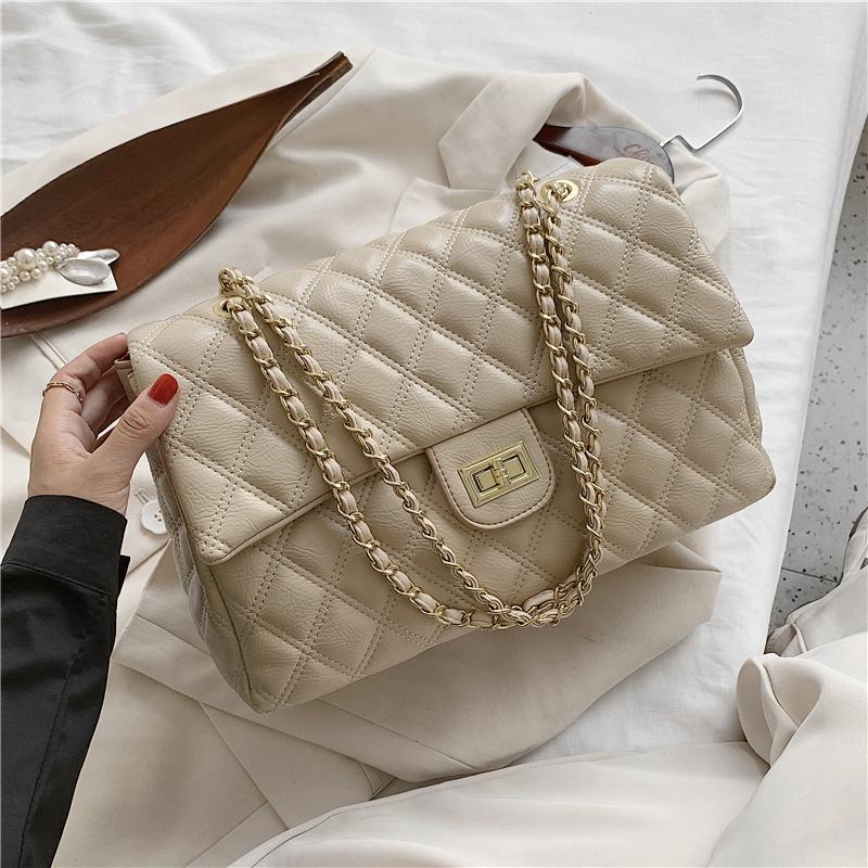 Quilted Chain Shoulder Bags For Office Ladies Large Capacity Work Tote Bags High Quality PU Leather Crossbody, Classic black
Quilted Chain Shoulder Bags For Office Ladies Large Capacity Work Tote Bags High Quality PU Leather Crossbody, Classic black