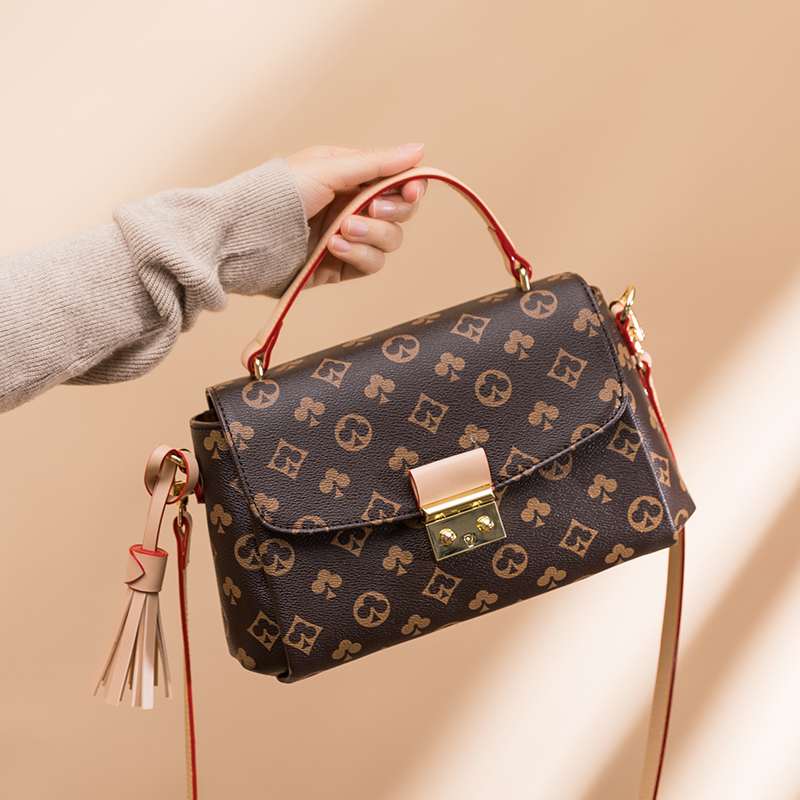 New fashion retro printing messenger bag handbag shoulder small square bag female simple, White grid
New fashion retro printing messenger bag handbag shoulder small square bag female simple, White grid