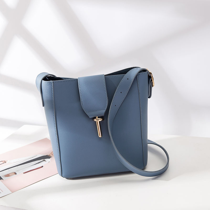 telfar mini bags quilted leather louisbags_18 multi pochette felicie akend zhouzhoubao123 korean women's large capacity bucket leisure
telfar mini bags quilted leather louisbags_18 multi pochette felicie akend zhouzhoubao123 korean women's large capacity bucket leisure